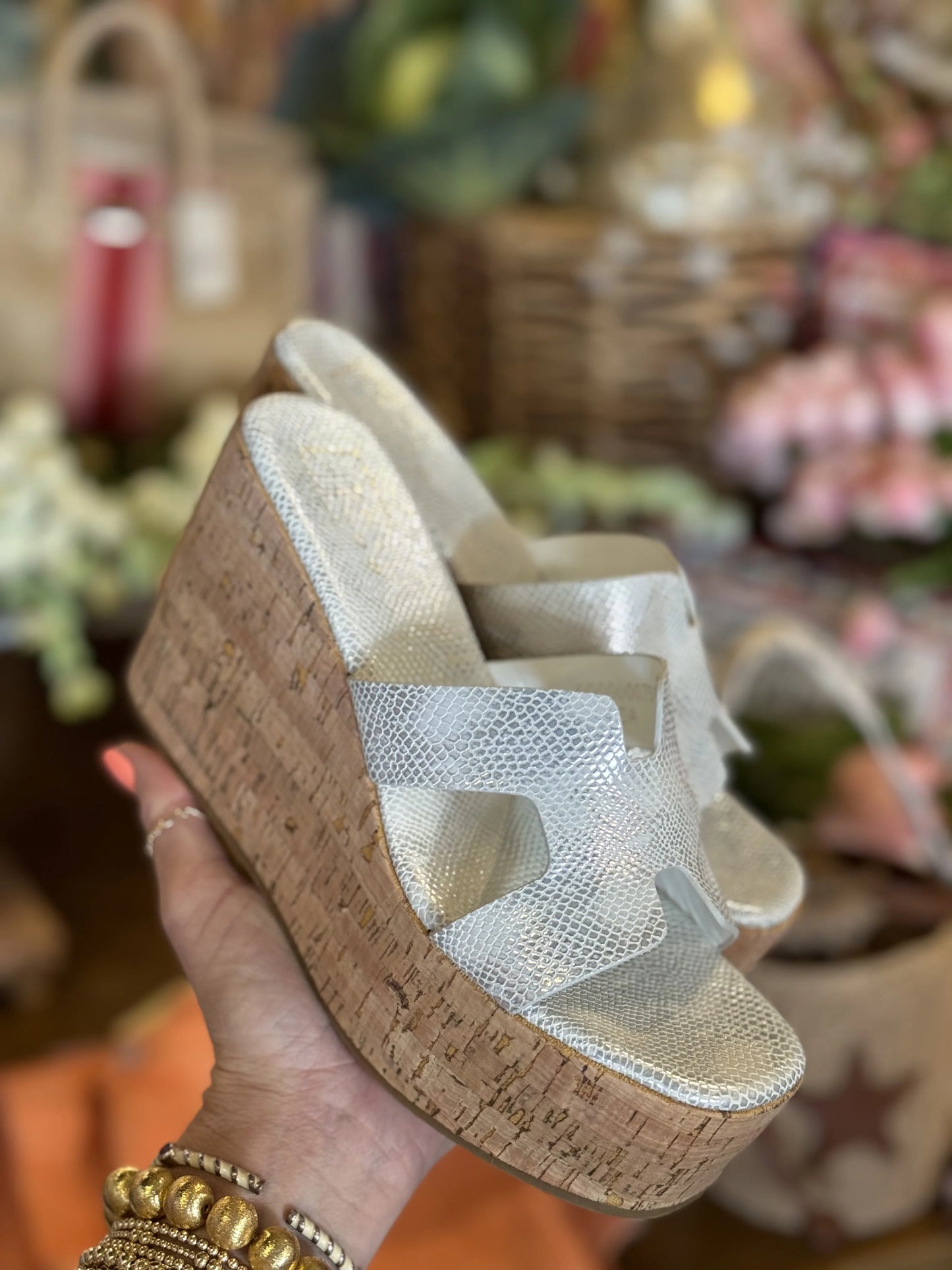 White Snake Wedge
