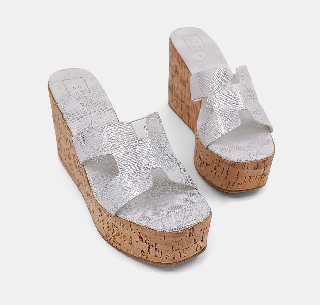 White Snake Wedge