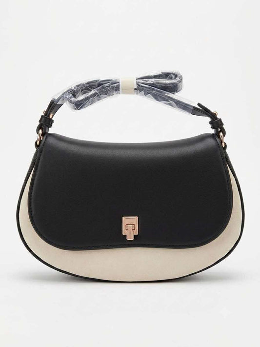 Quinn Shoulder Bag