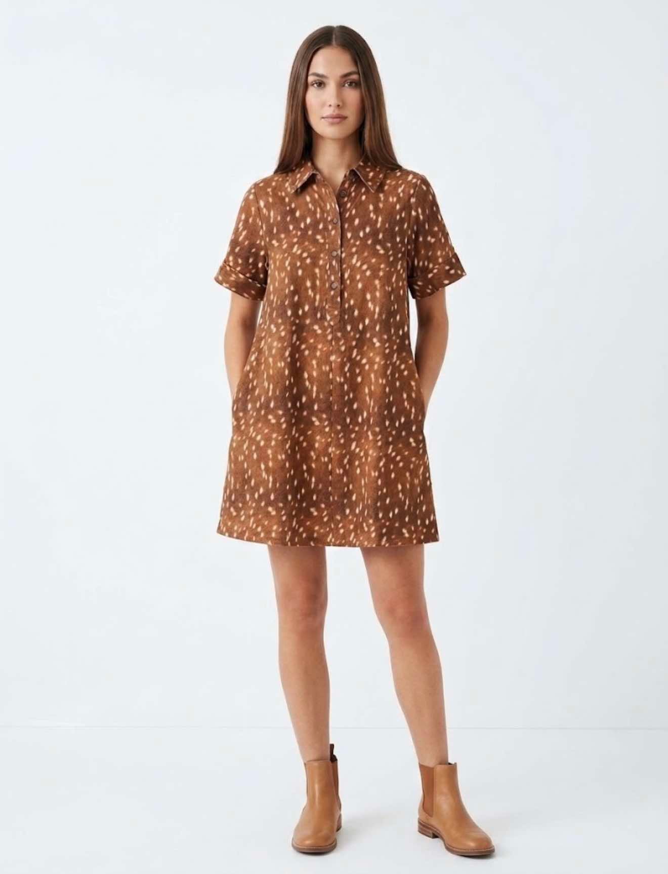 Fawn in fall dress