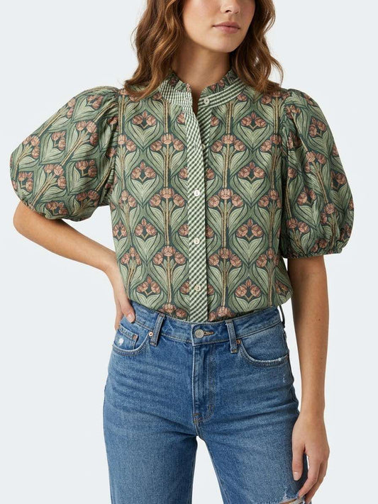 Petal & Pine Top
